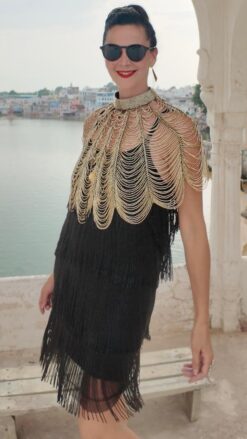 Capa Bordada Cascada Dorada